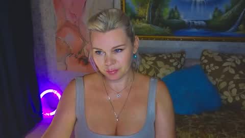 Snapshot of reasonforpassion_ chatting on 20, 9, 2025 Im a little sick. Ill be back soon. online show from 20, 9, 2025