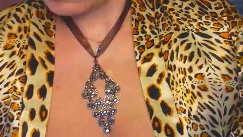 Snapshot of reasonforpassion_ chatting on 5, 10, 2025 Im a little sick. Ill be back soon. online show from 5, 10, 2025
