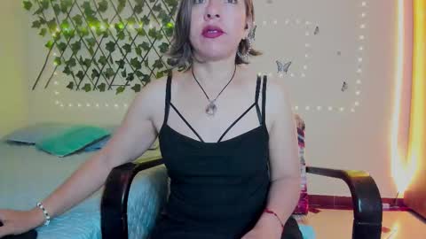Snapshot of rebbeca09 chatting on 3, 10, 2025 Rebbeca online show from 3, 10, 2025