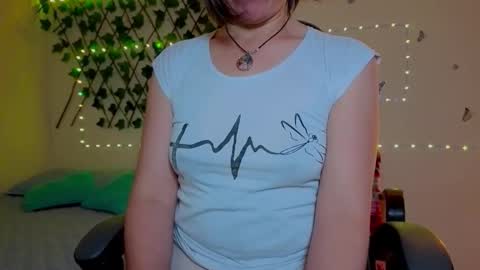Snapshot of rebbeca09 chatting on 15, 10, 2025 Rebbeca online show from 15, 10, 2025