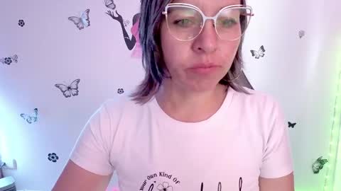 Rebbeca online show from 10, 4, 2026