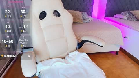 Snapshot of rebeca_cortez1 chatting on 24, 1, 2025 I invite you to my birthday on November 3th  online show from 24, 1, 2025
