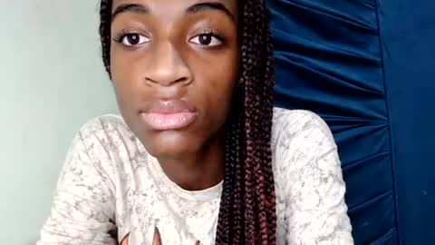 Tu mami Rebecca online show from 8, 7, 2026