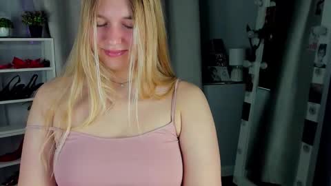 rebecca_____ online show from 8, 10, 2025