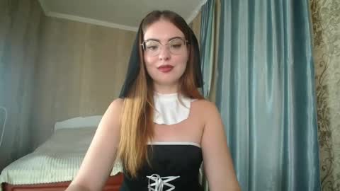 Snapshot of rebecca_ccaa chatting on 19, 9, 2025 Rebecca online show from 19, 9, 2025