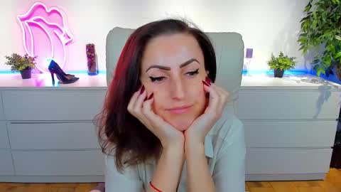 rebecca_diamonds online show from 3, 2, 2025