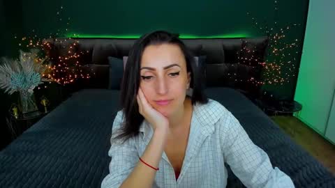 rebecca_diamonds online show from 2, 3, 2025