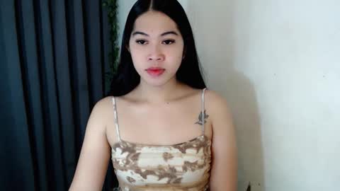 its me asian rebecca online show from 15, 12, 2025