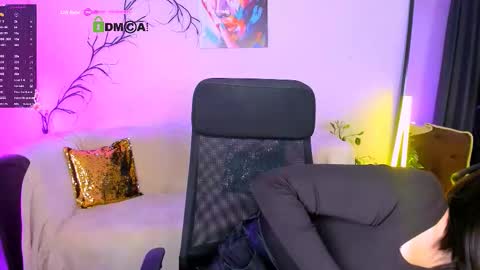 Snapshot of rebecca_smile_ chatting on 28, 9, 2025 rebecca_smile_ online show from 28, 9, 2025