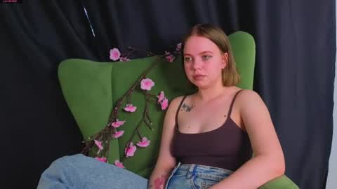rebeccacruze online show from 14, 6, 2026