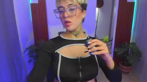 Snapshot of rebeka_baker chatting on 14, 7, 2026 REBEKA online show from 14, 7, 2026