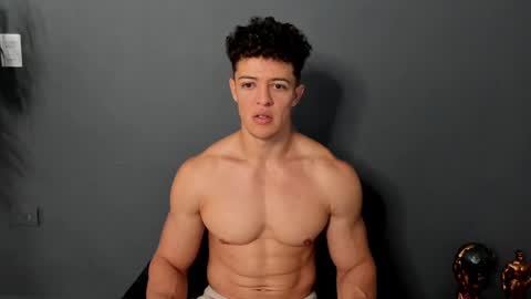 twitter REECET26 instagram RECCETAYLOR online show from 23, 2, 2025