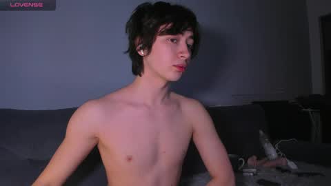 Snapshot of recklessalan chatting on 26, 4, 2026 Alan online show from 26, 4, 2026