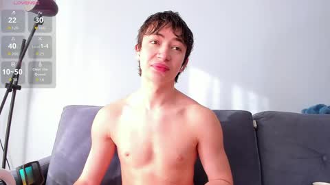 Snapshot of recklessalan chatting on 12, 5, 2026 Alan online show from 12, 5, 2026