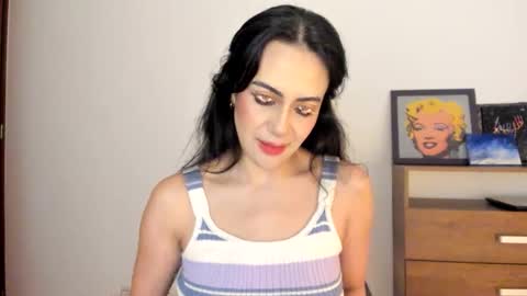 red_flower203 online show from 17, 12, 2025