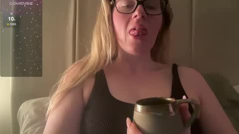 Snapshot of red_head_rosie_69 chatting on 3, 3, 2025 Rosie online show from 3, 3, 2025