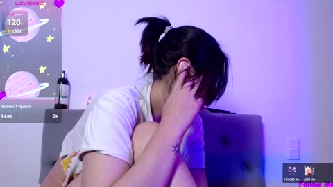 IG   OF red moonn online show from 19, 1, 2025