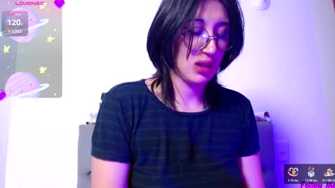 IG   OF red moonn online show from 11, 2, 2025