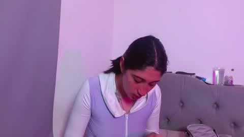 IG   OF red moonn online show from 12, 10, 2025