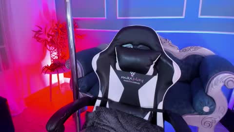     online show from 25, 2, 2026