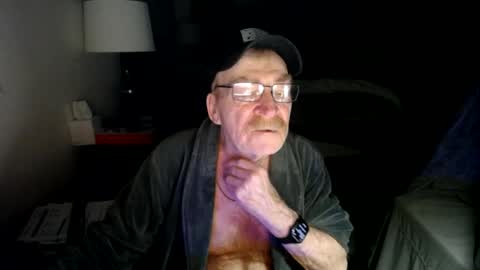 Snapshot of redbare12007 chatting on 14, 6, 2026 Red online show from 14, 6, 2026