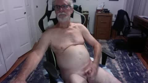 Snapshot of redbud3075 chatting on 8, 7, 2026 Daddy G online show from 8, 7, 2026