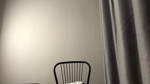 Mia online show from 12, 1, 2026