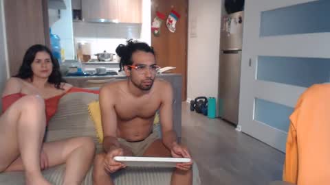 Snapshot of redfloweer chatting on 21, 12, 2024 redfloweer online show from 21, 12, 2024