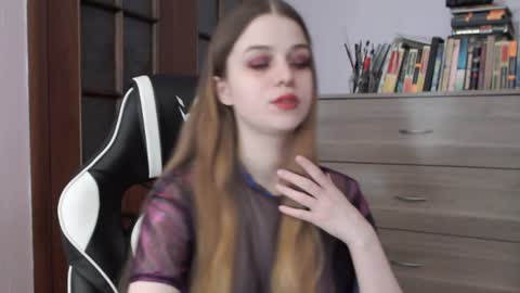 Lily online show from 30, 12, 2024