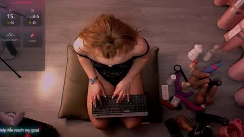 Snapshot of redhead_shark chatting on 15, 2, 2025 Redhead Shark online show from 15, 2, 2025
