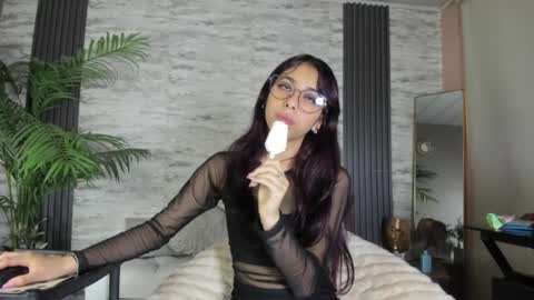 redhood_1_ online show from 10, 4, 2026