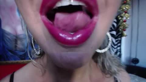 MIA online show from 22, 11, 2025