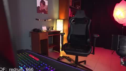 Red online show from 28, 2, 2025