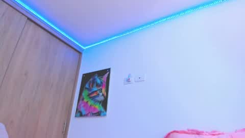 redski77 online show from 5, 3, 2025