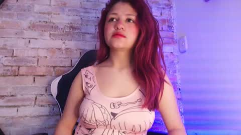 Snapshot of redvelvet7_ chatting on 9, 9, 2025 online show from 9, 9, 2025