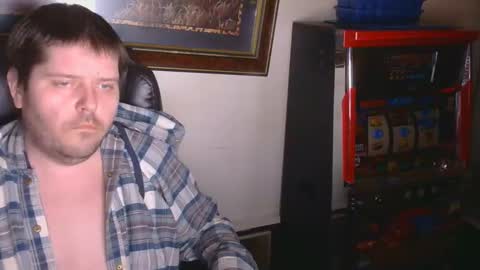 Snapshot of reecoiled chatting on 19, 1, 2026 reecoiled online show from 19, 1, 2026