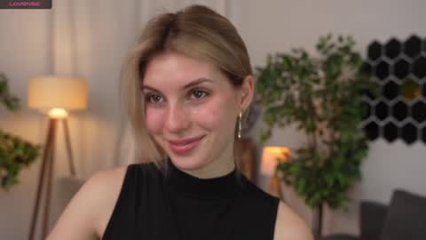 JessyinCherri yang online show from 13, 12, 2024