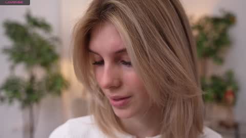 JessyinCherri yang online show from 19, 1, 2025