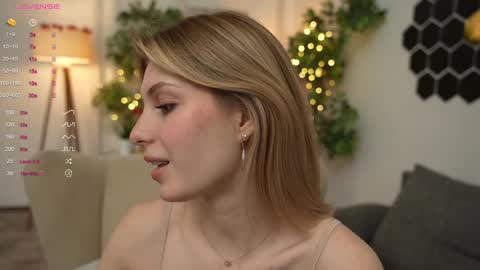 JessyinCherri yang online show from 3, 3, 2025