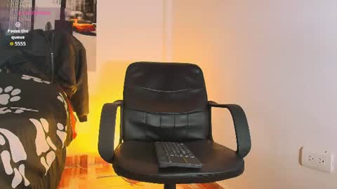 Snapshot of regan_01 chatting on 10, 6, 2026 Regan online show from 10, 6, 2026