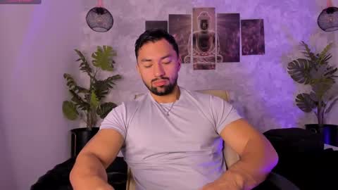 Snapshot of regan_pearson chatting on 7, 3, 2025 Regan online show from 7, 3, 2025