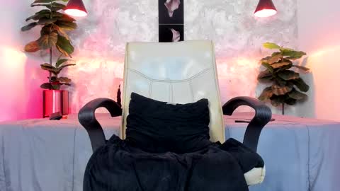 Regan online show from 9, 11, 2025