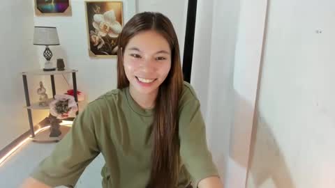 Snapshot of regelthegoddess chatting on 5, 3, 2025 regelthegoddess online show from 5, 3, 2025