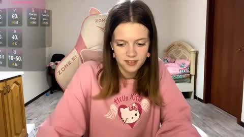 Snapshot of regeniastetson chatting on 16, 9, 2025 Lucy online show from 16, 9, 2025
