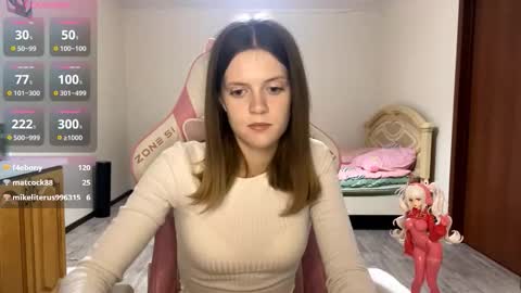 Snapshot of regeniastetson chatting on 17, 9, 2025 Lucy online show from 17, 9, 2025