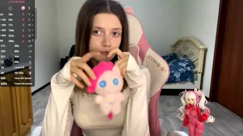Snapshot of regeniastetson chatting on 21, 9, 2025 Lucy online show from 21, 9, 2025