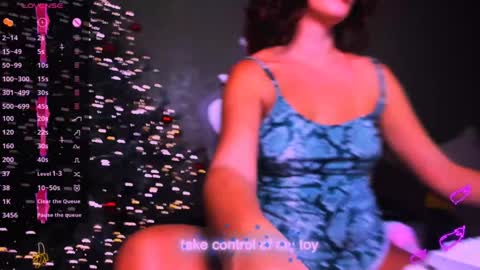 reggieMeow online show from 31, 12, 2024