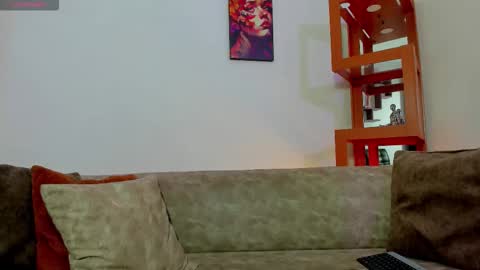 regiina_doll online show from 21, 12, 2025