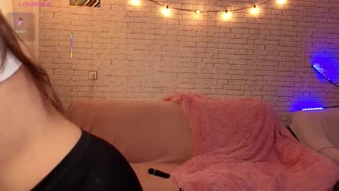 ReginaHawkinss online show from 29, 9, 2025