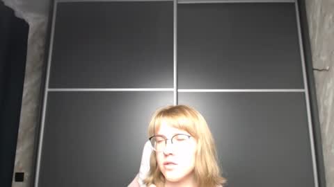 Regina online show from 10, 2, 2025